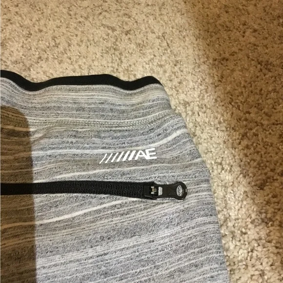 American Eagle 24/7 shorts - Picture 3 of 5